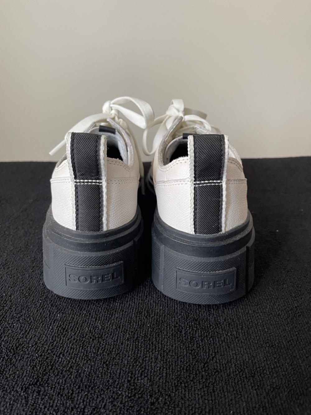 Sorel White Platform Lace-Up Women's Shoe - Picture 2 of 8